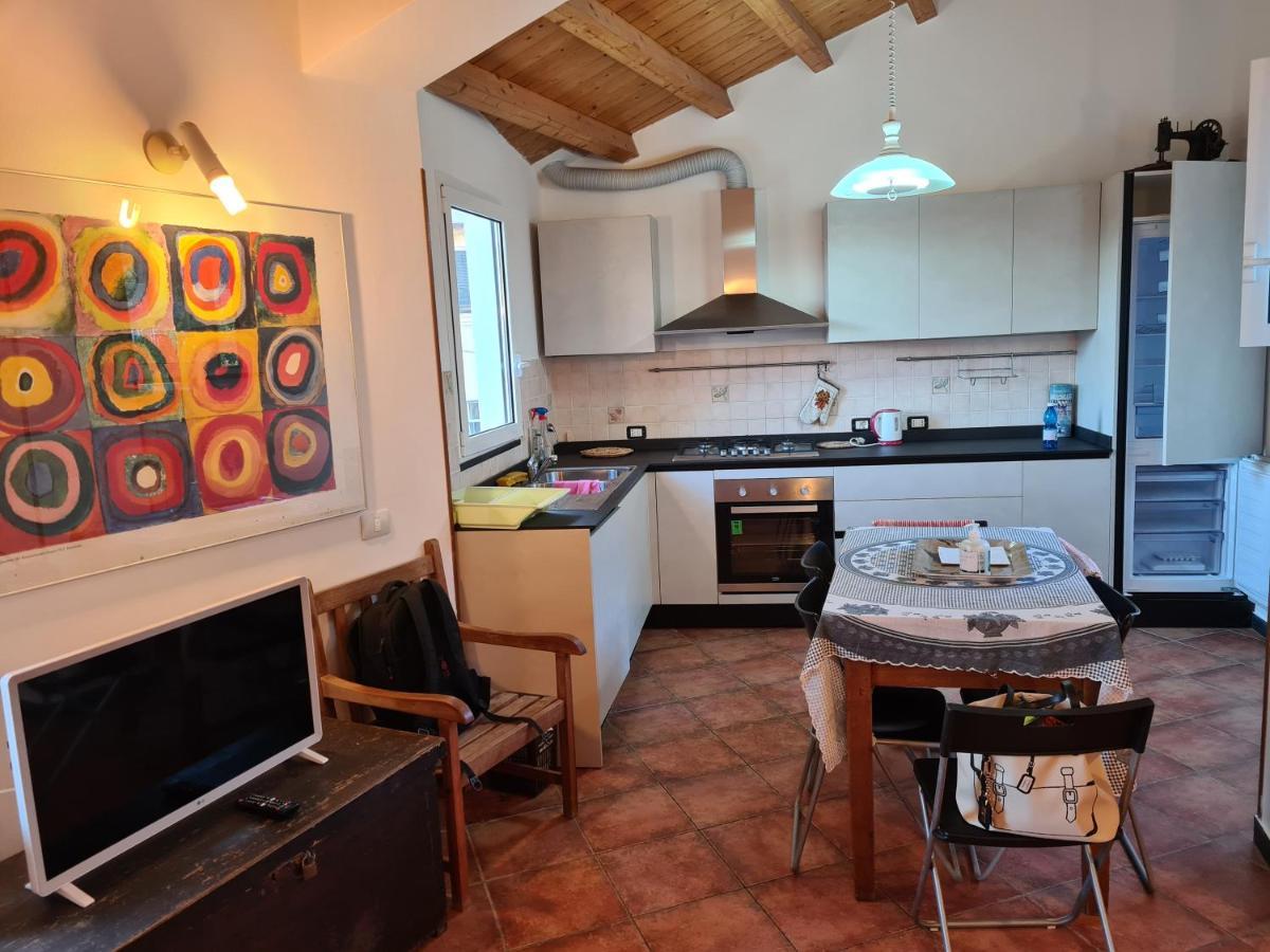 Apartament La Gemma Di Monterosso, In Centro Vicino Al Mare Monterosso al Mare Zewnętrze zdjęcie